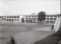 1963年栃二小全景.jpg