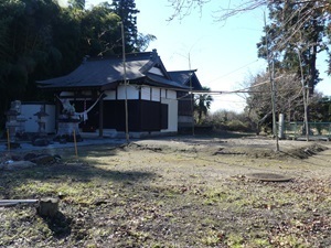 八幡様の土俵.jpg