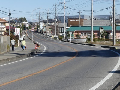 西川田川へ.jpg