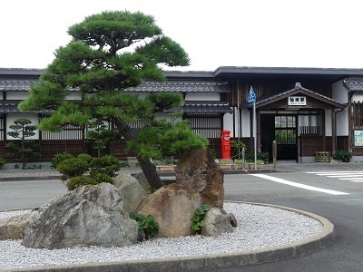 長門市仙崎駅.jpg