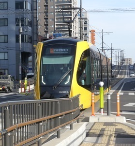 LRT駅東公園前.jpg